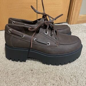 NWOT Women’s No Boundaries Brown Platform Loafer Shoes